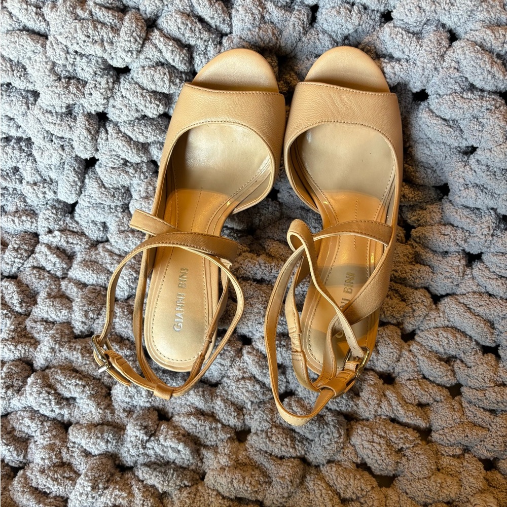 Ginanni Bini Women's Heels Size 7 - Picture 3 of 7